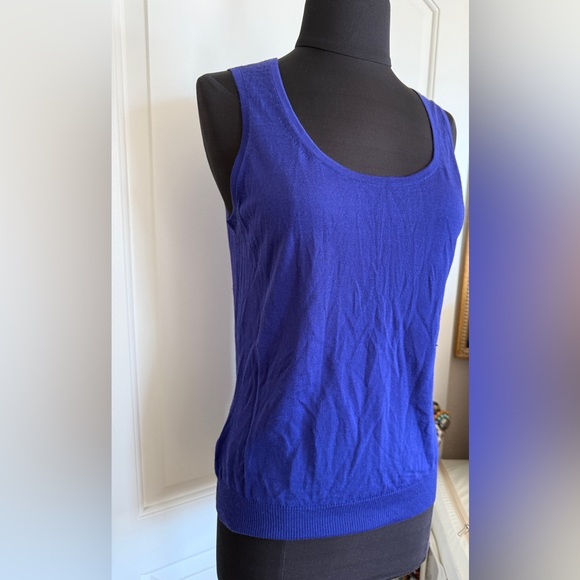St. John Blue Knit Tank Top Super Soft Luxury Sleeveless Size S